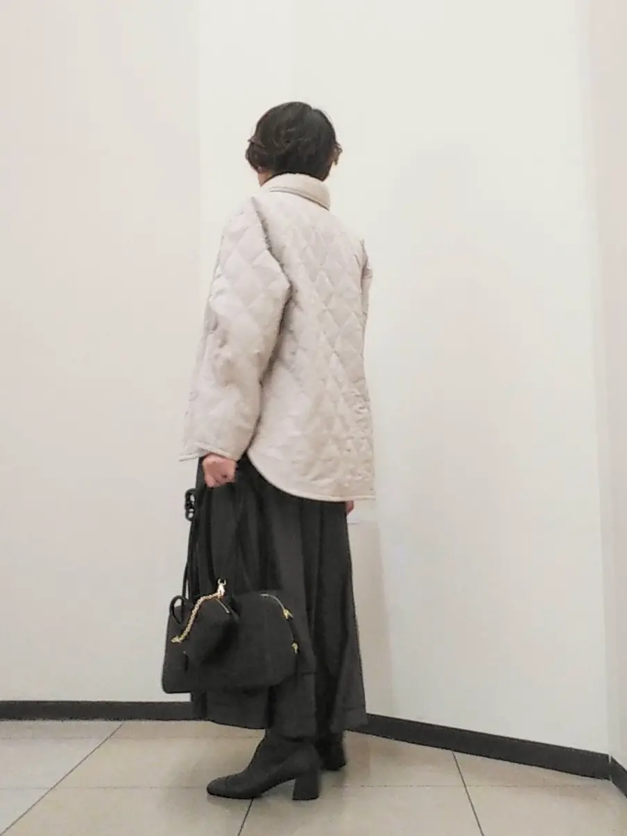 自由区 浅野 コーディネート画像