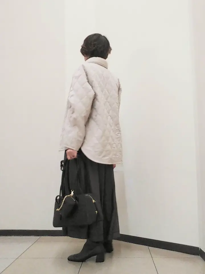 自由区 浅野 コーディネート画像