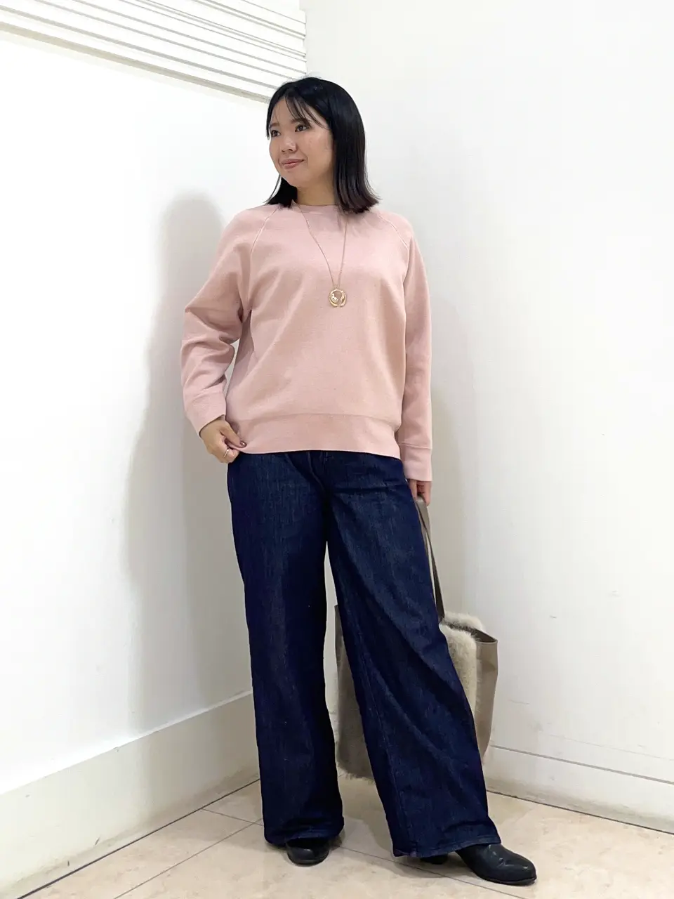 自由区 misato コーディネート画像