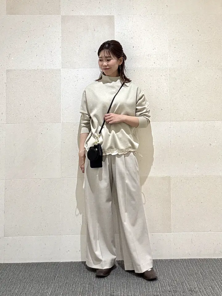 自由区 小林 コーディネート画像