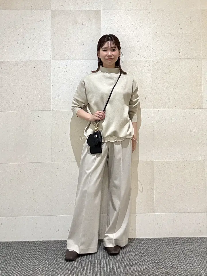 自由区 小林 コーディネート画像