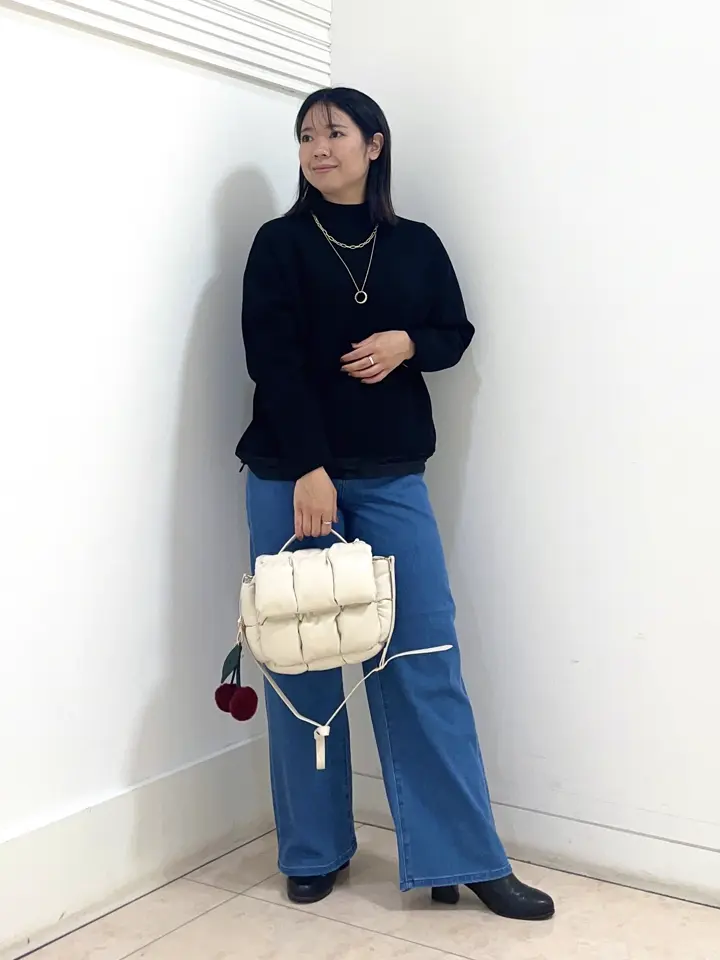 自由区 misato コーディネート画像