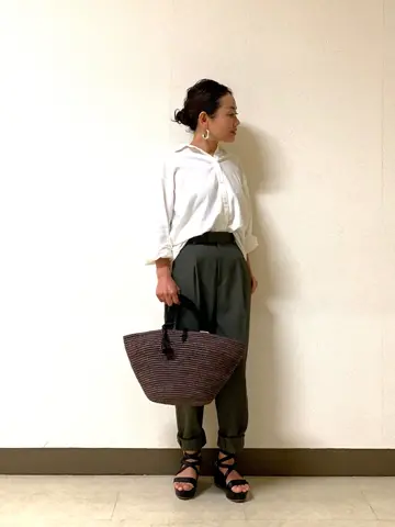 自由区 坂本 コーディネート画像