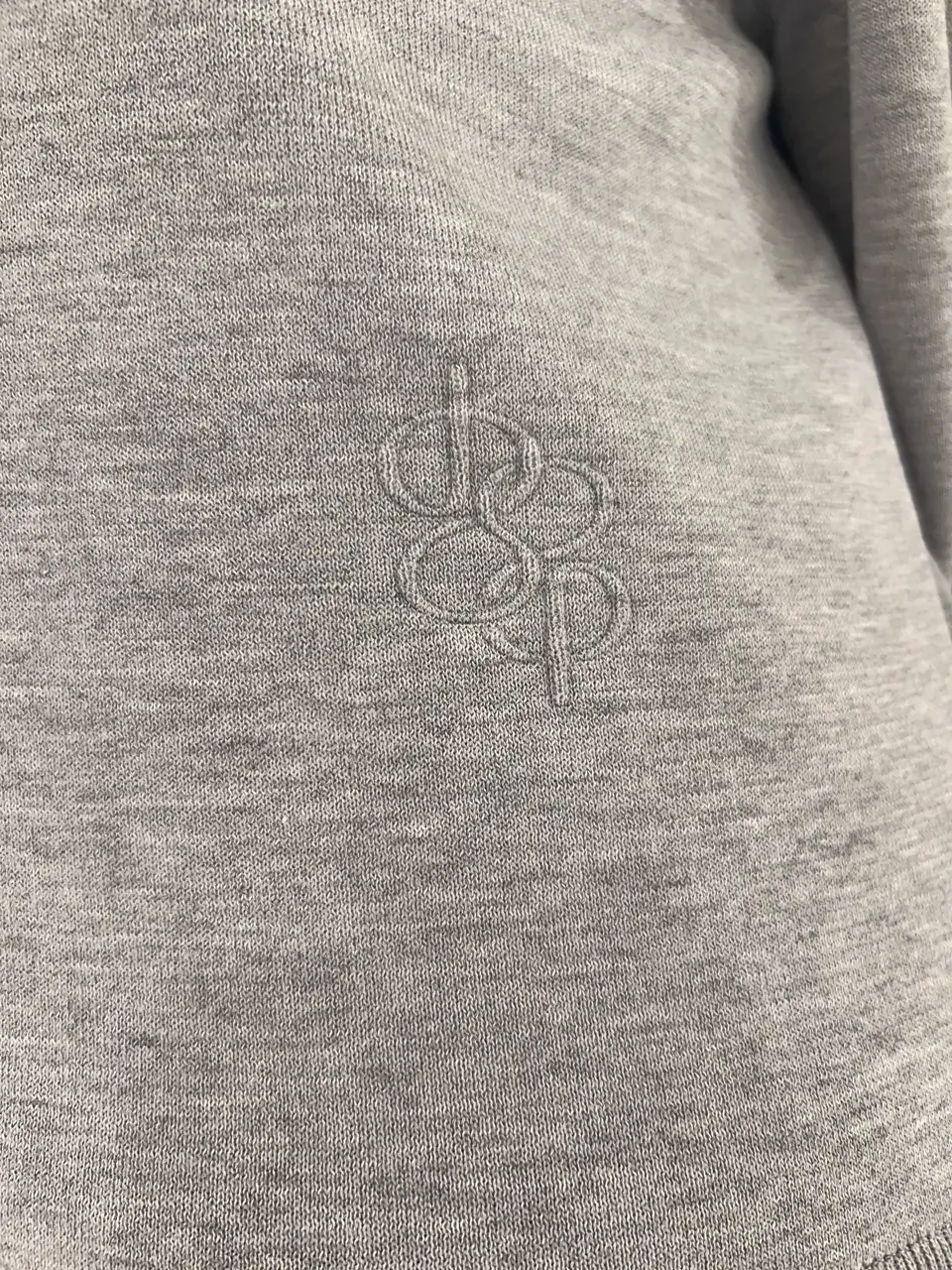 自由区 うめだ コーディネート画像