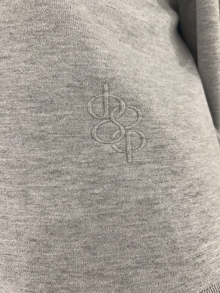 自由区 うめだ コーディネート画像