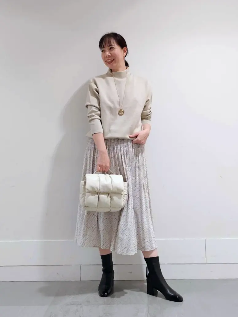  丸尾 コーディネート画像