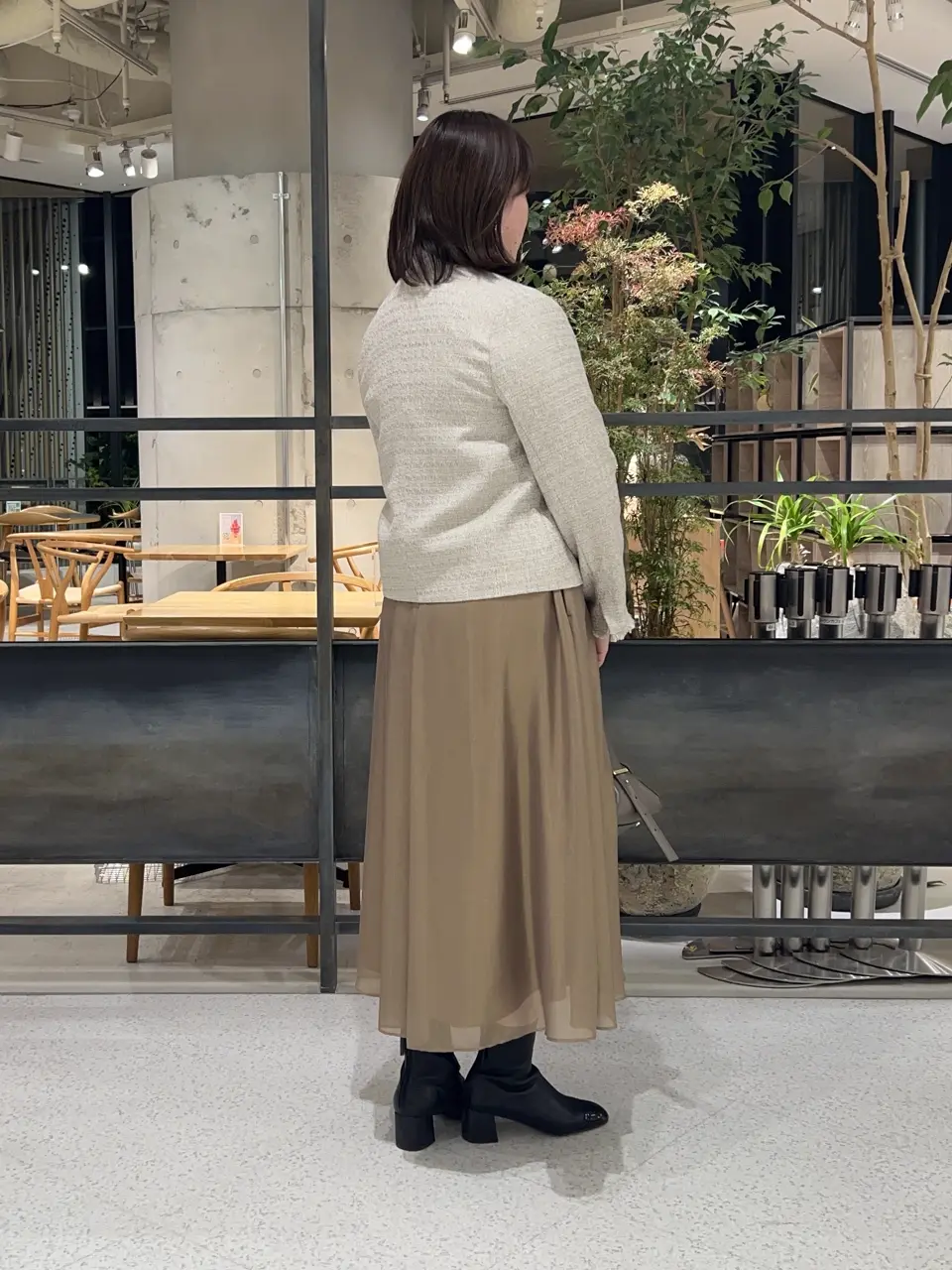 自由区 うめだ コーディネート画像