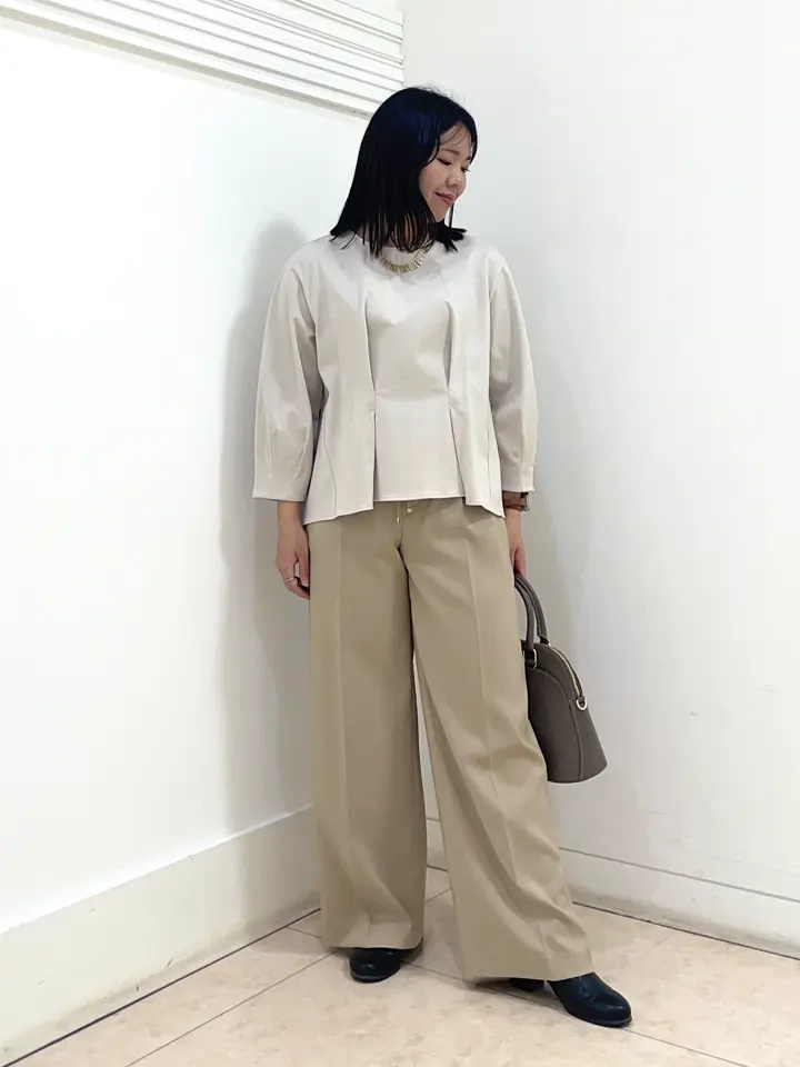 自由区 misato コーディネート画像