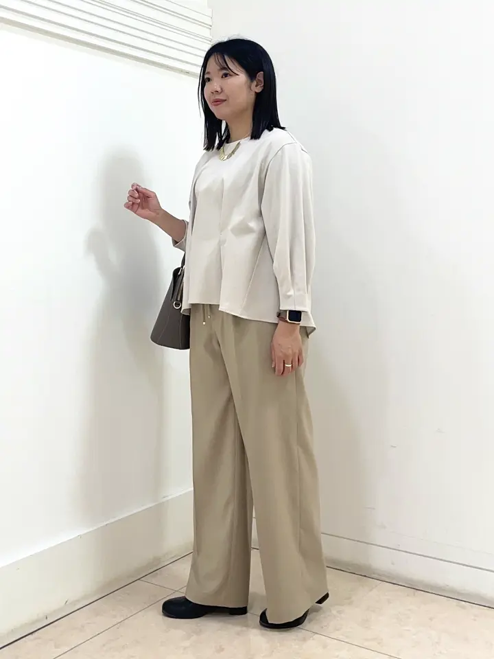 自由区 misato コーディネート画像