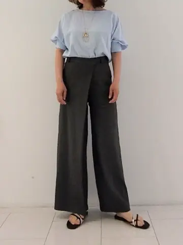 自由区 ナオミ コーディネート画像