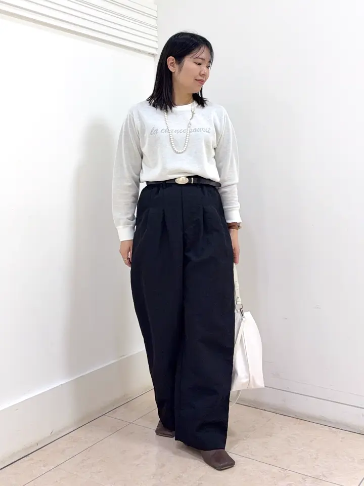 自由区 misato コーディネート画像