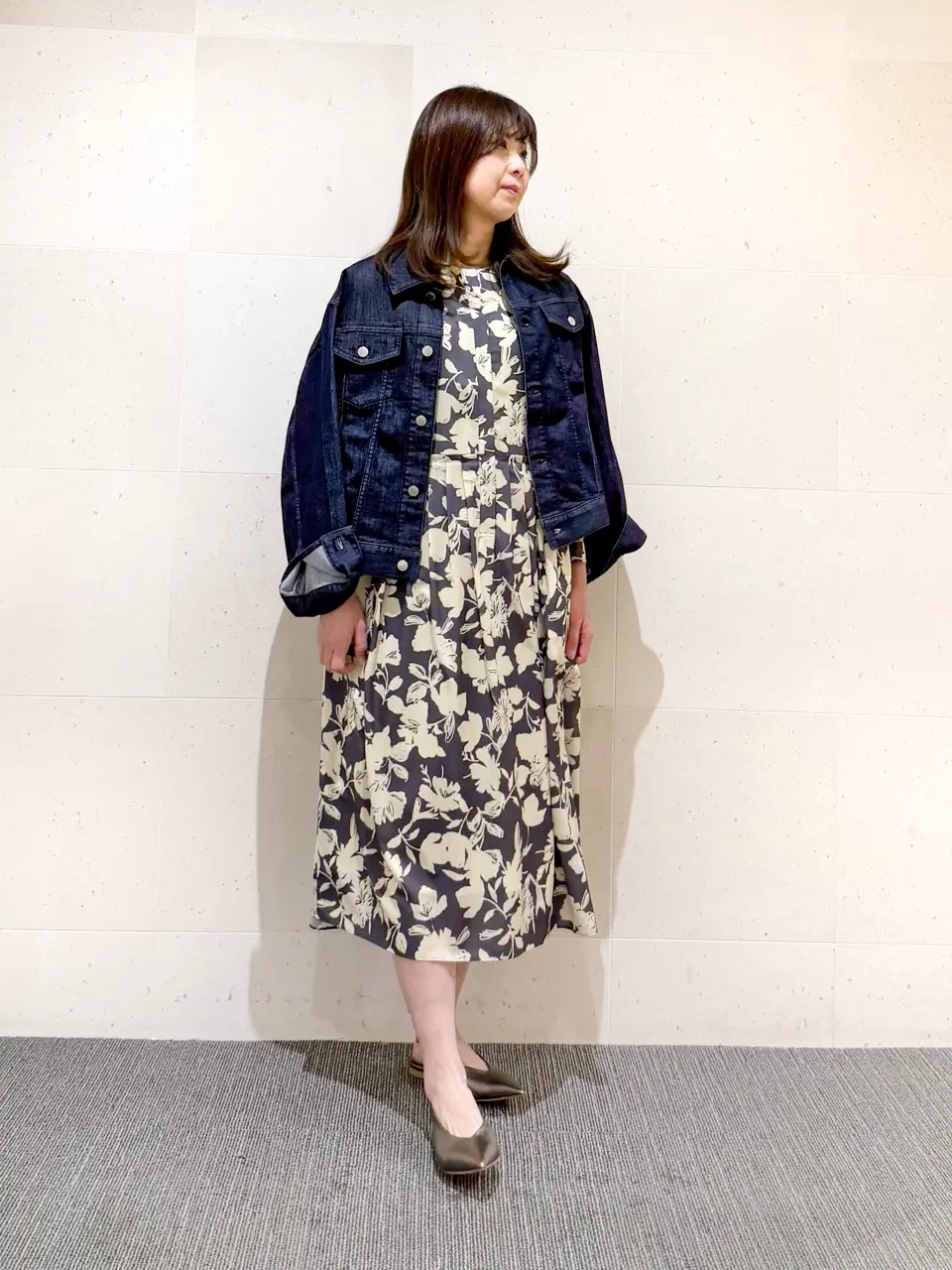 自由区  若旅 コーディネート画像