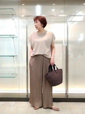 自由区 鶴田 コーディネート画像