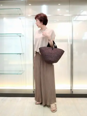 自由区 鶴田 コーディネート画像