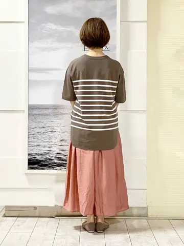 自由区 中鉢 コーディネート画像