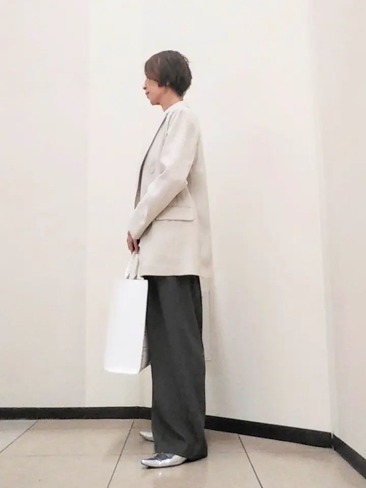 自由区 浅野 コーディネート画像