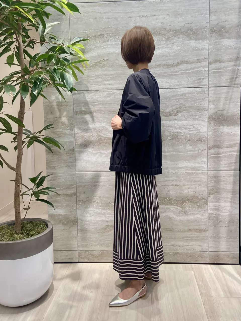 自由区 Ishii コーディネート画像