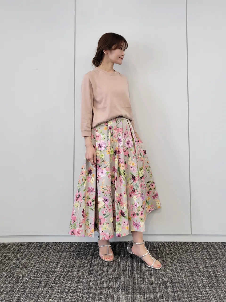 自由区 濱地 コーディネート画像