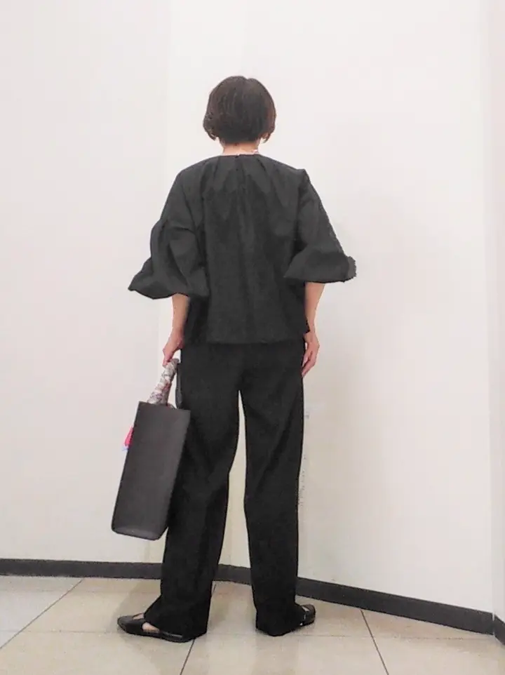 自由区 浅野 コーディネート画像