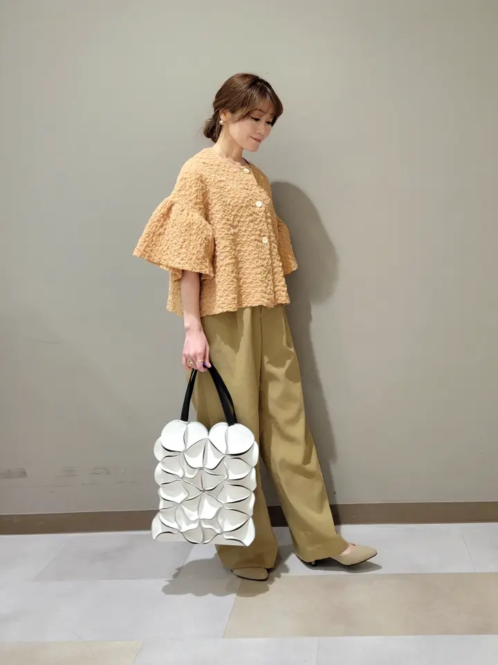 自由区 濱地 コーディネート画像