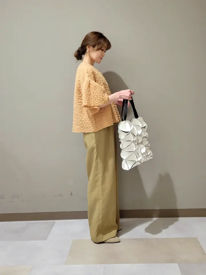 自由区 濱地 コーディネート画像