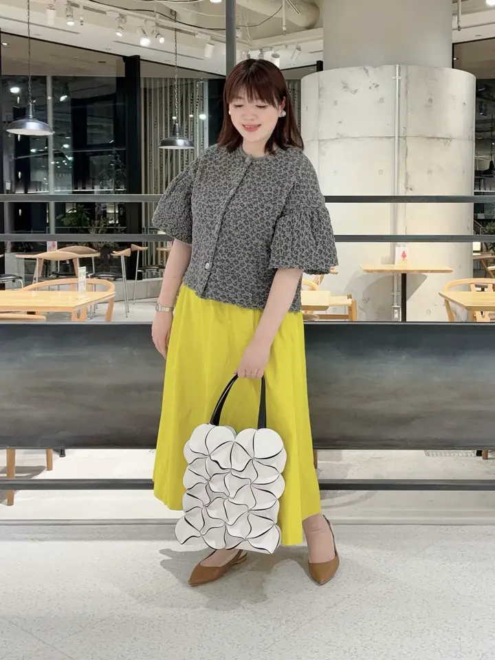 自由区 うめだ コーディネート画像