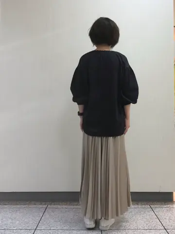 自由区 小森 コーディネート画像