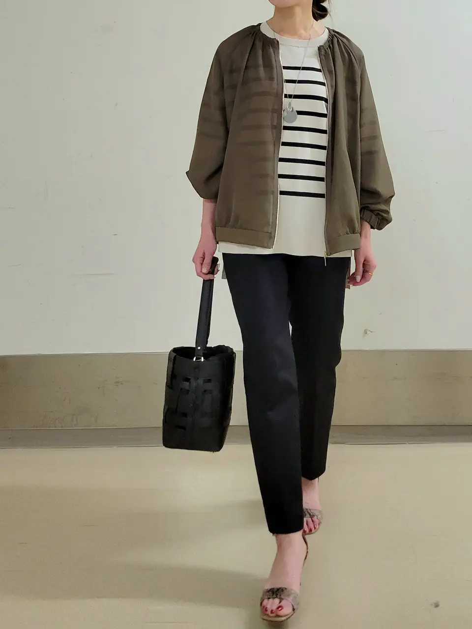 自由区 濱地 コーディネート画像