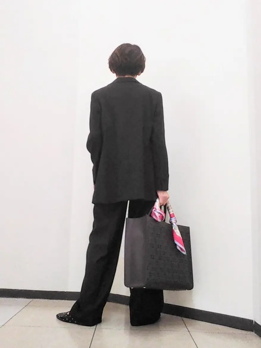 自由区 浅野 コーディネート画像