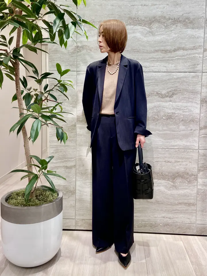 自由区 Ishii コーディネート画像