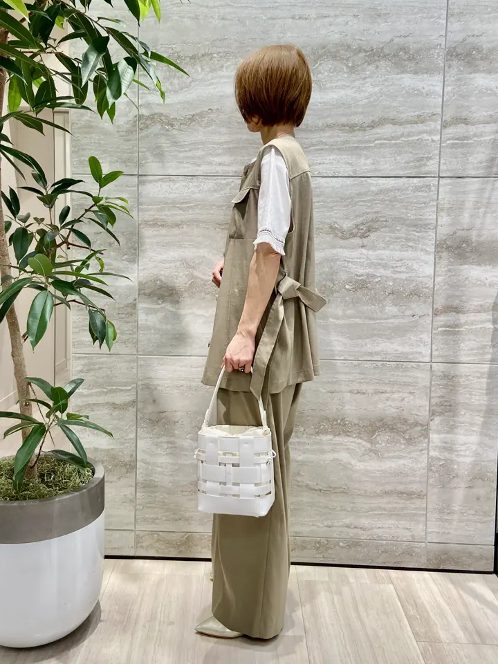 自由区 Ishii コーディネート画像