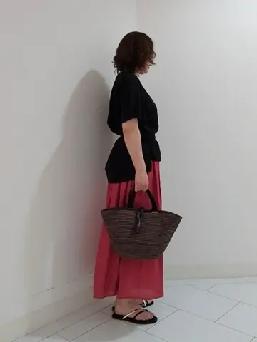 自由区 ナオミ コーディネート画像