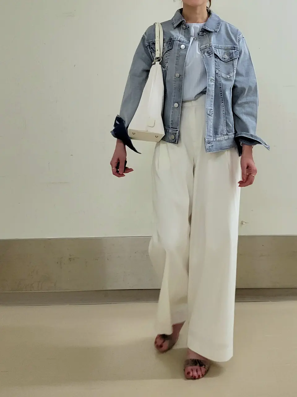 自由区 濱地 コーディネート画像