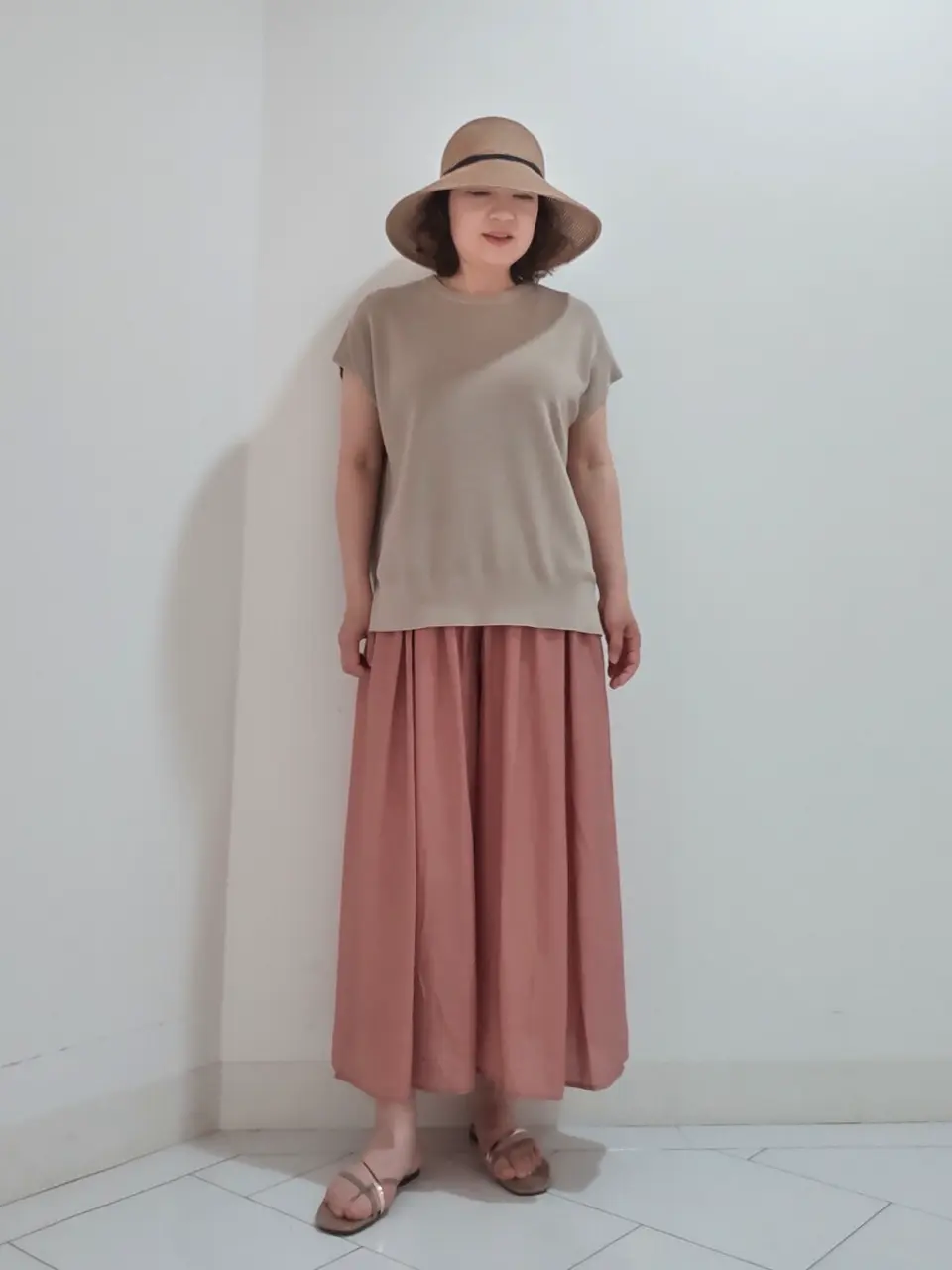  ナオミ コーディネート画像