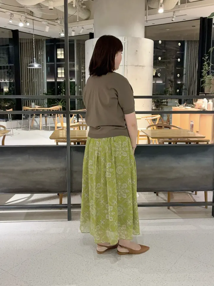 自由区 うめだ コーディネート画像