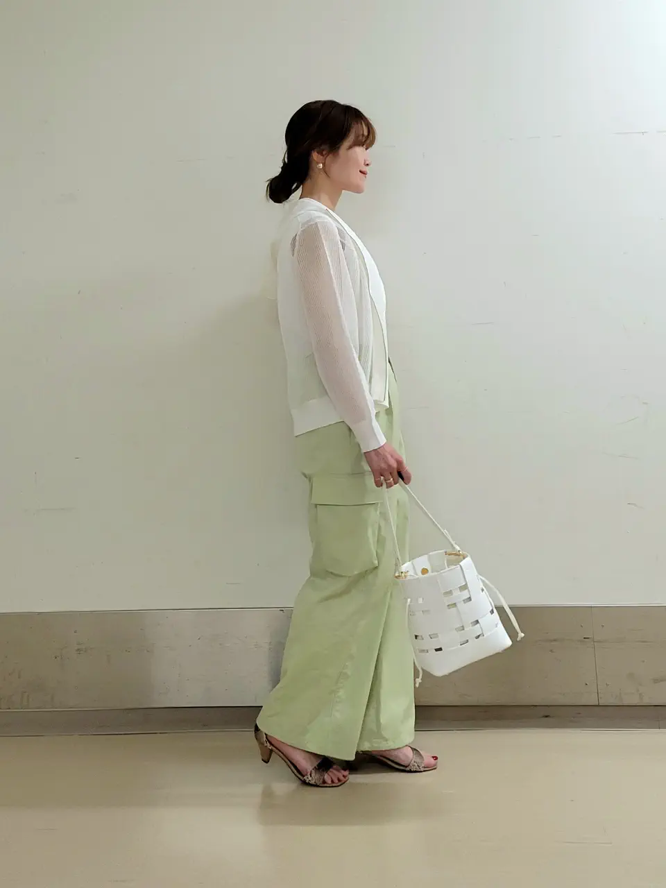 自由区 濱地 コーディネート画像