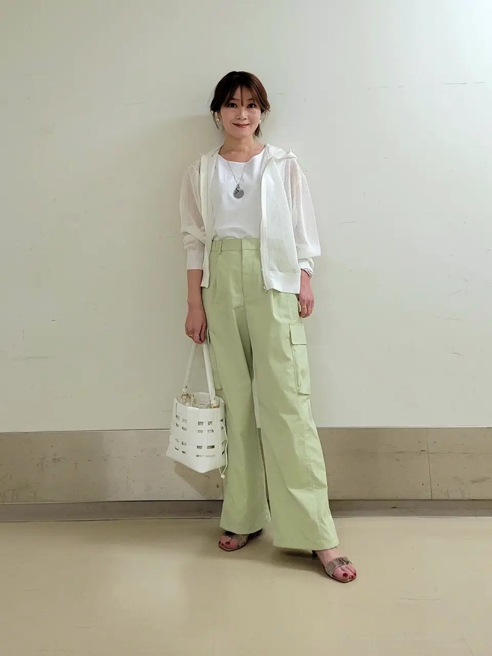 自由区 濱地 コーディネート画像