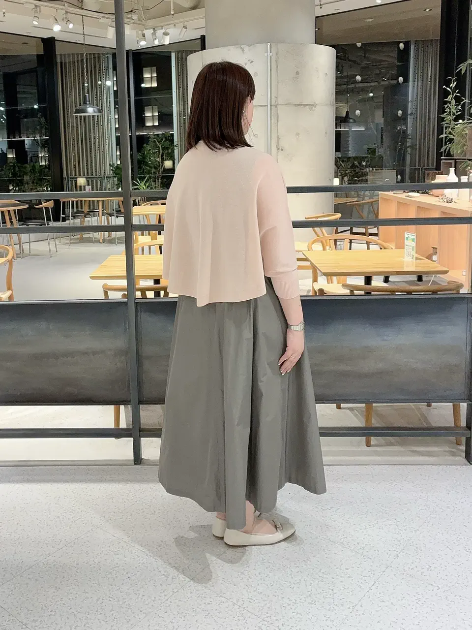 自由区 うめだ コーディネート画像