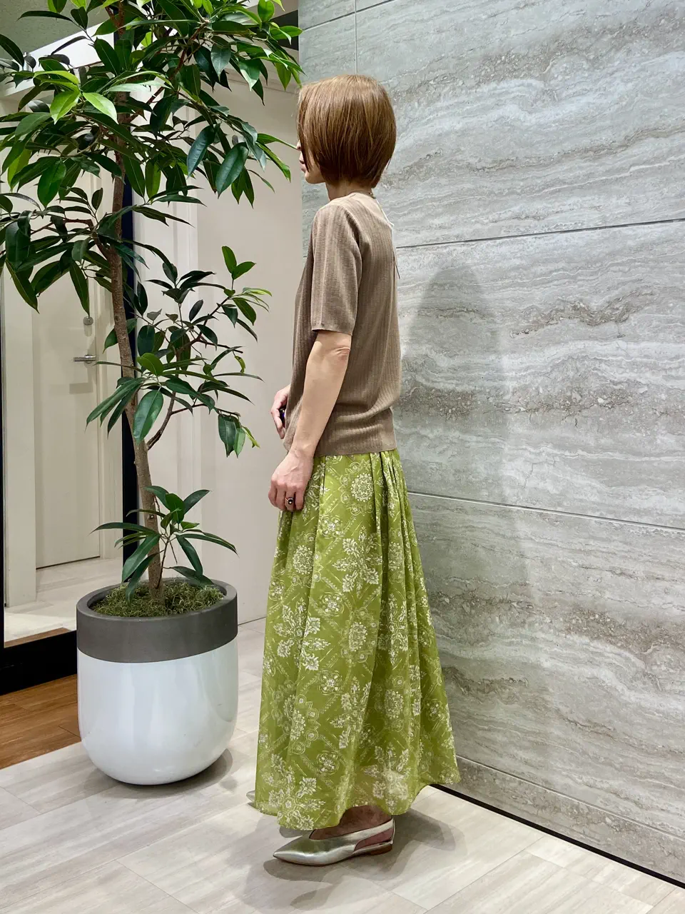 自由区 Ishii コーディネート画像