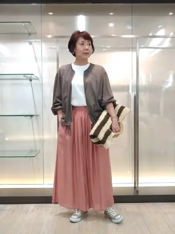 自由区 鶴田 コーディネート画像