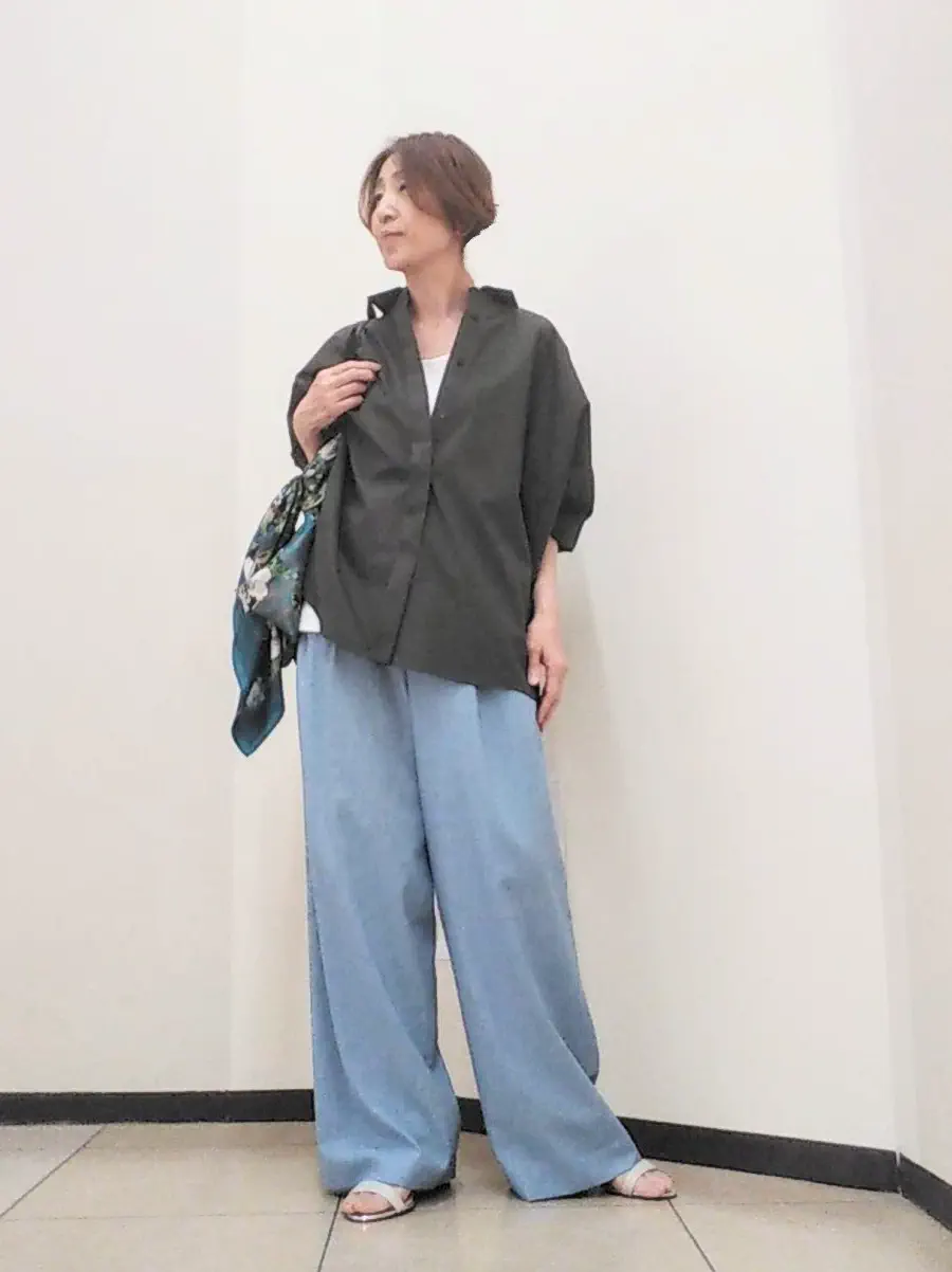 自由区 浅野 コーディネート画像