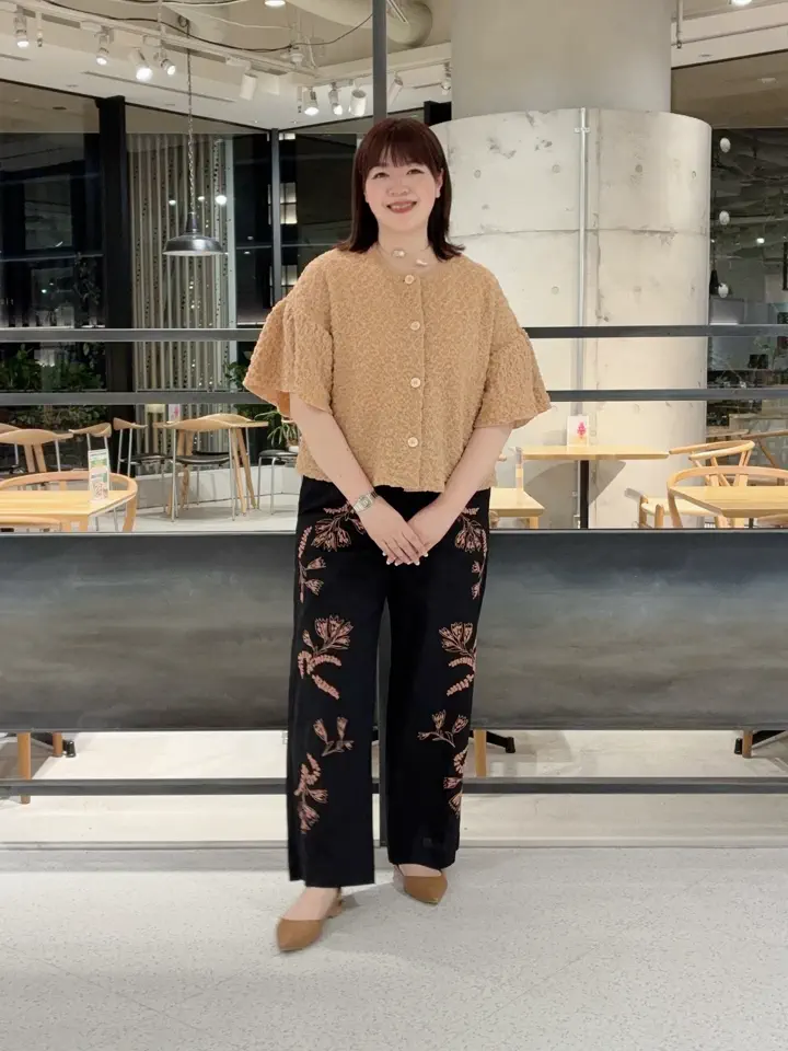 自由区 うめだ コーディネート画像