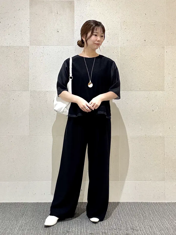 自由区 小林 コーディネート画像