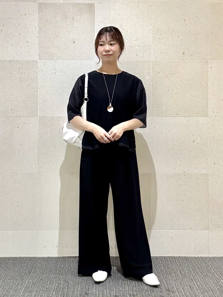 自由区 小林 コーディネート画像