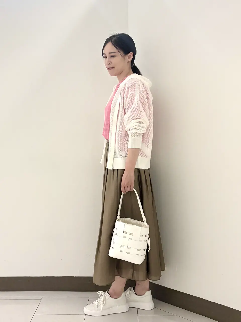 自由区 南 コーディネート画像