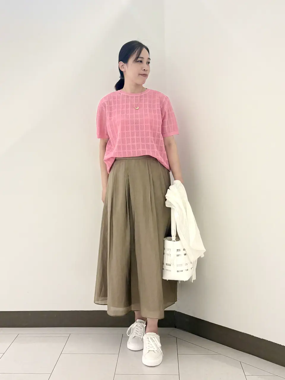自由区 南 コーディネート画像