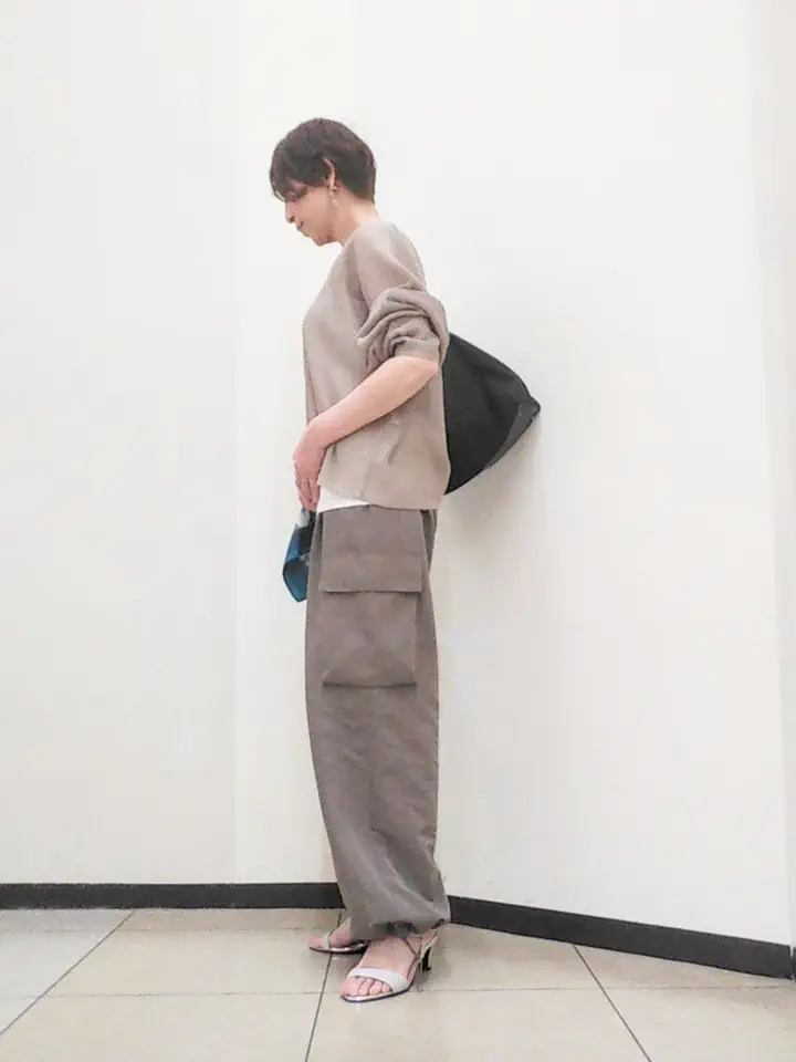 自由区 浅野 コーディネート画像