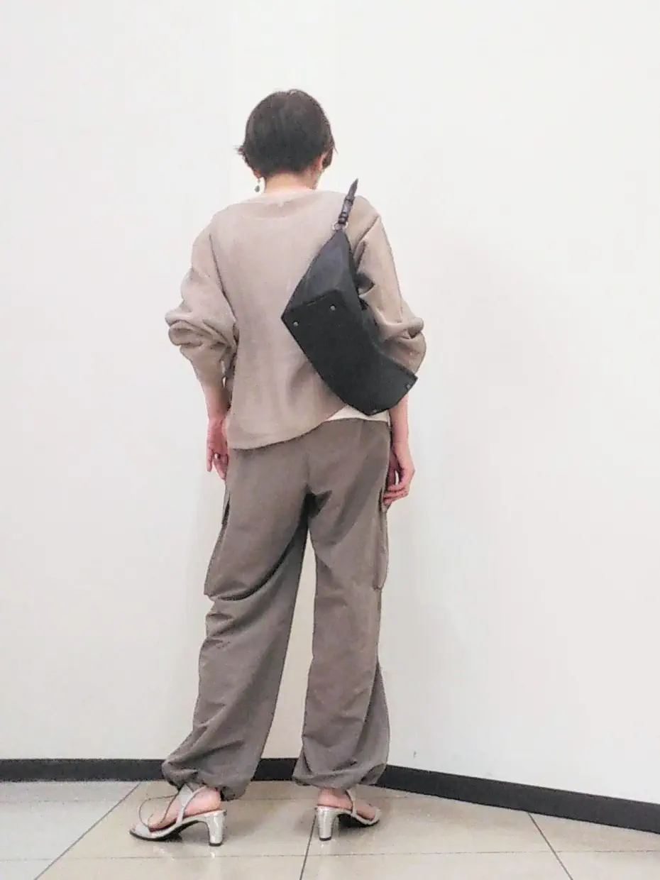 自由区 浅野 コーディネート画像