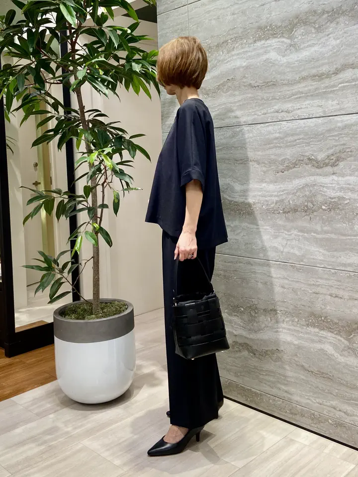 自由区 Ishii コーディネート画像
