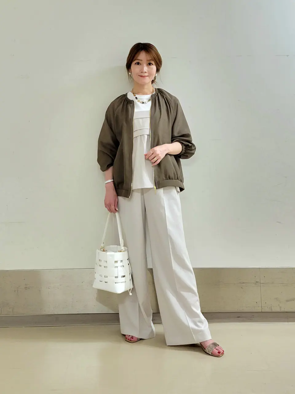 自由区 濱地 コーディネート画像